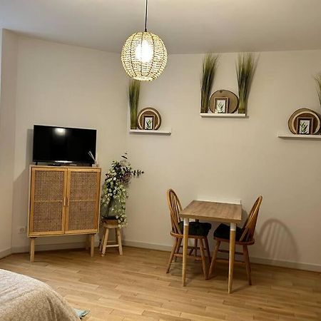 Studio L'Eden Moulins  Zewnętrze zdjęcie